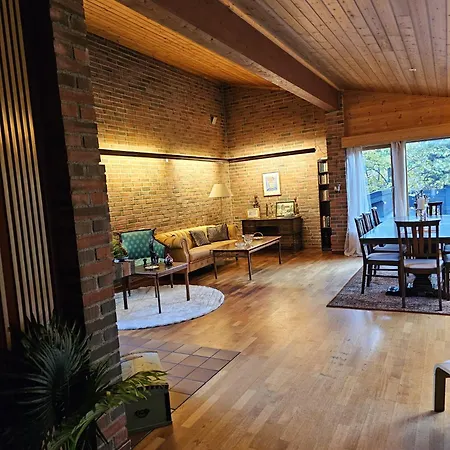 Πανσιόν Private - 5 In A Luxury Style